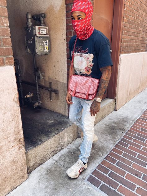 Messenger Bag Men Outfit, Pikachu Hoodie, Gucci Rhyton, Rapper Outfits, Red Mask, Gangsta Style, Save Outfits, Red Canvas, Bag Gucci