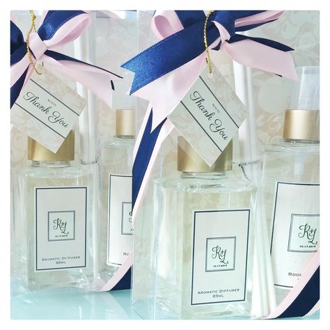 Personalized Navy Blue & Blush Wedding Favors || Made by BC Fragrance Perfume Souvenir Ideas Wedding, Perfume Souvenir Ideas, Perfume Souvenir, Navy Blue Blush Wedding, Souvenir Ideas Wedding, Blue Blush Wedding, Blue And Blush Wedding, Souvenir Ideas, Wedding Perfume