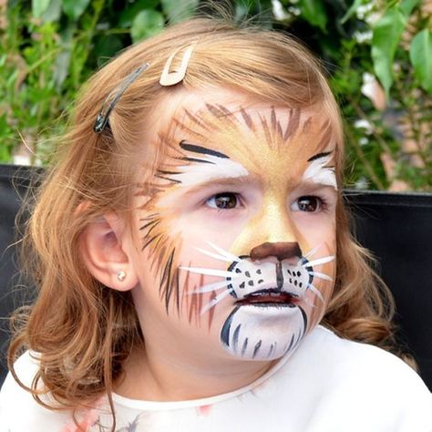 löwe schminken gesicht mädchen stirn #fasching #costume #party Lion Face Paint, Face Painting Easy, Tattoo Prices, Body Suit Tattoo, Lion Face, Head Tattoos, Permanent Tattoo, Tattoo You, Body Painting