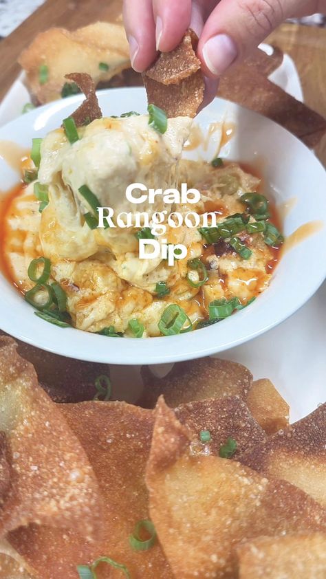 Crab Rangoon Dip with Egg Roll Chips Egg Roll Wrapper Chips, Crab Rangoon Filling, Egg Chips, Egg Roll Wrapper, Rangoon Dip, Crab Rangoon Dip, Crab Rangoon, Egg Roll Wrappers, American Dishes