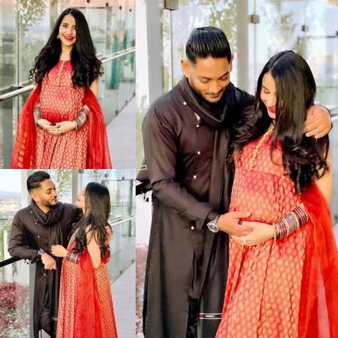 Godh Bharai Outfit, Godh Bharai Outfit Indian, Celebrity Pregnancy, Shower Photos, Outfit Indian, Boy Dp, Pregnant Celebrities, Mommy To Be, Friends Wedding