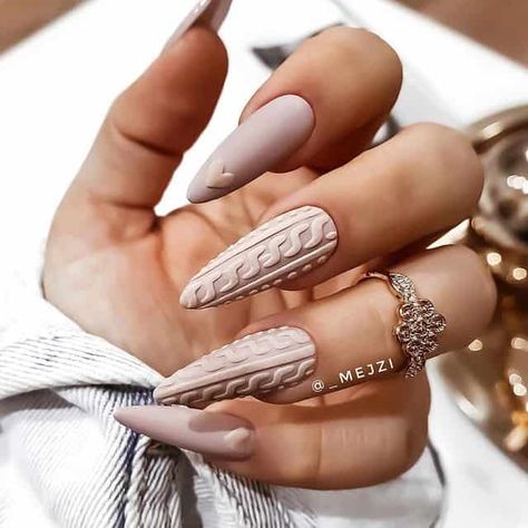 Beige Nails, Sweater Nails, Matte Nails Design, Christmas Nails Acrylic, Xmas Nails, Chic Nails, Dope Nails, Matte Nails, Best Acrylic Nails