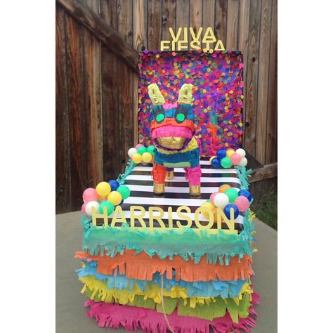 Fiesta shoe box parade float - 2015 Shoebox Fiesta Float, Fiesta Parade Float Ideas For Kids, Fiesta Shoe Box Float, Fiesta Parade Shoebox Floats, Shoe Box Floats Ideas Schools, Fiesta Floats For School, Shoe Box Parade Float, Fiesta Float Ideas For School, Shoe Box Float Ideas Kids