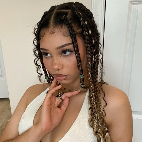 Braids On White Women, Earthy Aesthetic Outfits, Prettiest Celebrities, Micro Braids, Braids With Curls, Straight Back, Pretty Females, Girls Braids, Love Your Hair