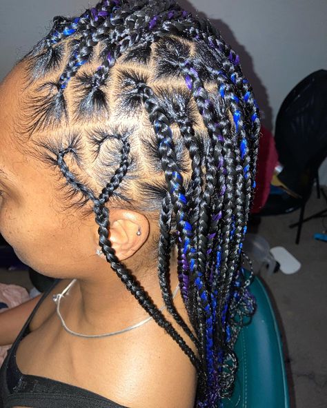 Box Braids With Heart Design, Knotless Box Braids With Heart, Box Braids With Heart, Braids With Heart Design, Knotless Braids With Heart, Heart Knotless, Braids With Heart, Knotless Box Braids, Knotless Braids