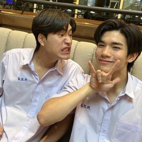 gemini norawit & fourth nattawat Geminifourth Icon, Love Mate, Gemini And Fourth, Duo Pics, Fourth Gemini, Homescreen Icons, Four X, Gmmtv Boys, Thailand Boys