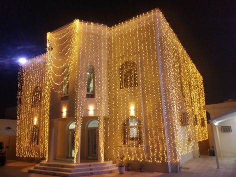 Wedding House Lighting Indian, Diwali House Lighting Outdoor, House Lighting Outdoor, Boho Wedding Makeup, Simple Stage Decorations, Diwali Decorations At Home, Lights Decoration, Lights Wedding Decor, Wedding House