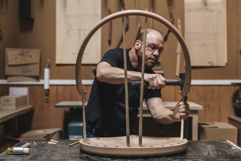 Watch: It Takes 9 Hours For Woodworkers to Make This Shaker-Inspired Chair - Dwell Thos Moser, 9 Hours, Watch It, Arm Chair, Photo 1, It Takes, Auburn, Design Process, Maine