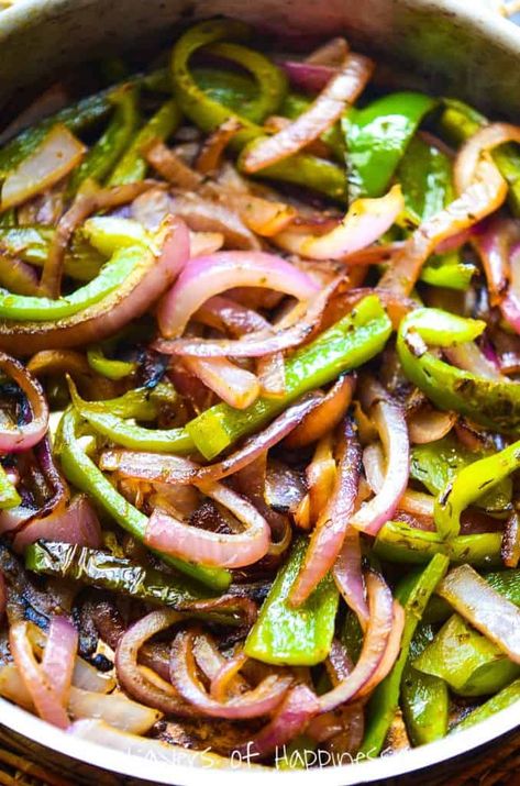 Copycat Chipotle Grilled Peppers and Onions - Layers of Happiness Chipotle Copycat Recipes, Grilled Peppers And Onions, Chipotle Recipes, Copycat Chipotle, Grilled Peppers, Green Peppers, Peppers And Onions, Veggie Dishes, Restaurant Recipes