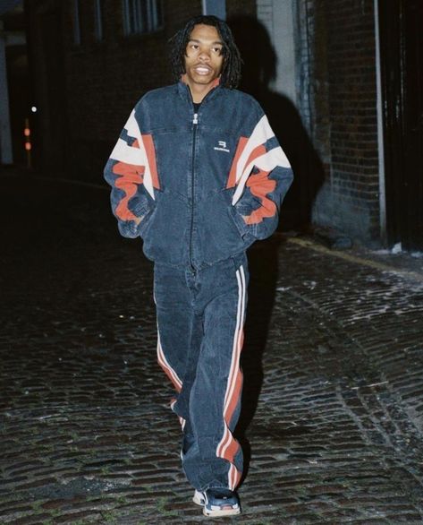 Tracksuit Aesthetic, 2000s Tracksuit, Sportwear Outfit, 90s Tracksuit, Tracksuit Outfit, Tracksuit Men, Concept Clothing, Mens Outfit Inspiration, Track Suit