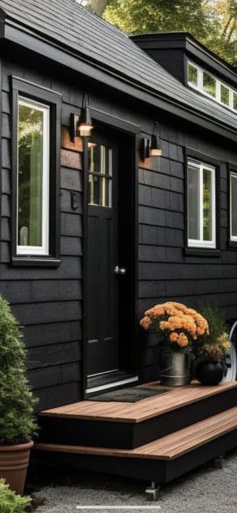 Black Tiny Home Exterior, Garage Steps, Black Houses, Home Exterior Makeover, Exterior Makeover, Casa Exterior, Black Exterior, Flower Power, Entrance