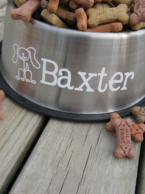 Personalized Dog Bowls, Cricut Supplies, Happiness Is Homemade, Projets Cricut, Maker Project, Cricut Projects Beginner, Dog Crafts, Cricut Explore Air, Crafts To Make And Sell