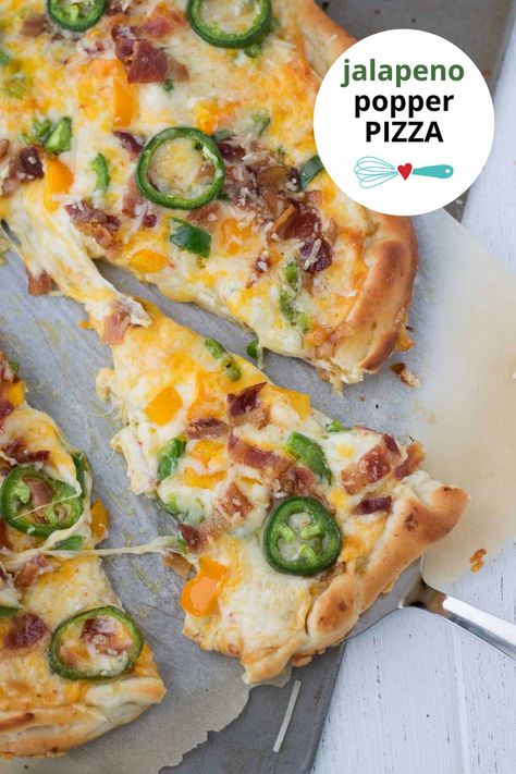 Jalepeno Popper Pizza, Jalapeno Popper Pizza, Healthy Smash Cake Recipe, Cream Cheese Pizza, Healthy Smash Cake, Pizza Pies, Chicken Pizza Recipes, Bacon Pizza, Cheese Cheddar