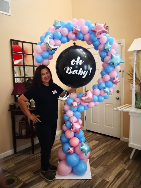 Balloon Question Mark Gender Reveal, Question Mark Gender Reveal Balloon, Diy Question Mark Balloon Arch, Gender Reveal Question Mark Balloon, Question Mark Balloon Arch, Gender Reveal Balloon Ideas, Question Mark Gender Reveal, Ballon Ideas, Pregnancy Fits