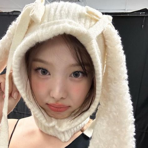 Bunny Hat, Twice Nayeon, Dara Kpop, Me As A Girlfriend, Indie Pop Music, Chaeyoung Twice, Twice Kpop, Im Nayeon, Nayeon Twice