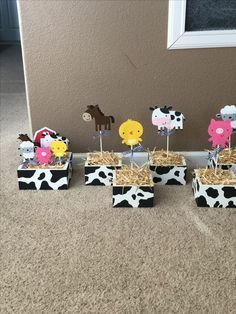 Cow Birthday Parties, Barnyard Birthday Party, Cow Baby Showers, Farm Theme Birthday, Farm Animal Party, Farm Animals Birthday Party, Farm Themed Birthday Party, Deco Champetre, Cowboy Birthday Party