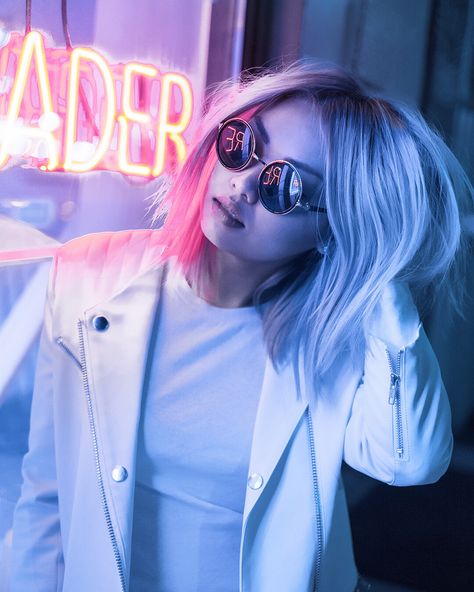 ArtStation - PSYCHIC, Justin Leduc Sunglass Photoshoot, Neon Lights Photography, Night Portrait, Drawing People Faces, Beauty Portrait, Photography Poses Women, Instagram Pose, Creative Portraits, Round Sunglass Women