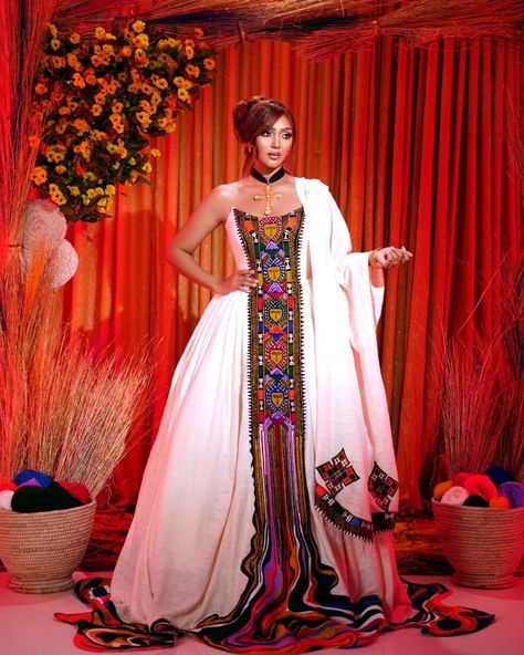 Ruracio Dresses, Ethiopian Kemis, Ethiopian Dresses, Ethiopian Wedding Dress, Habesha Wedding, Zulu Wedding, Dressy Fall Outfits, Ethiopian Culture, Eritrean Dress