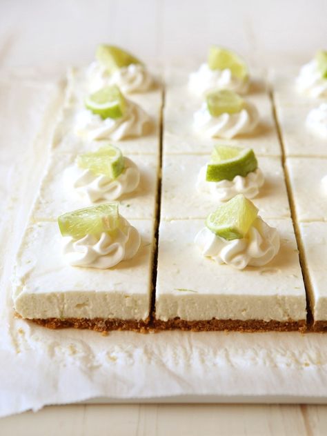 Lime Cheesecake Bars, Key Lime Cheesecake Bars, No Bake Key Lime, Baking Cheesecake, Key Lime Desserts, Key Lime Pie Bars, Lime Desserts, Dessert Oreo, Key Lime Cheesecake