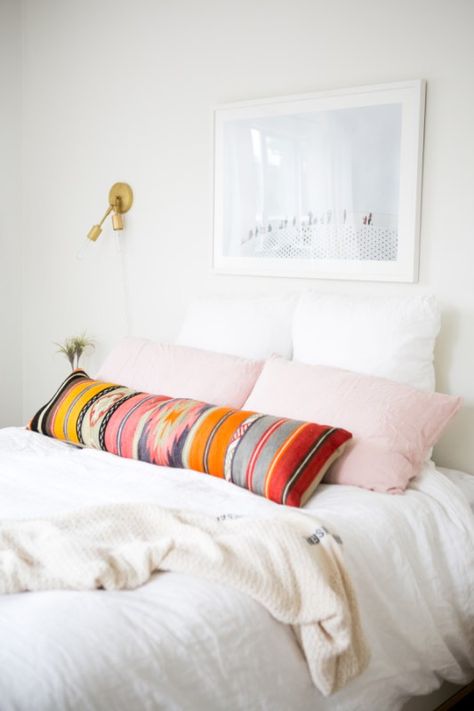 Inspiration File: Wild & Modern Southwestern Style Surf Shack, Long Lumbar Pillow, Lumbar Pillows, Future Apartment, Bohemian Bedroom, White Room, Decoration Inspiration, Bedroom Themes, Beautiful Bedrooms