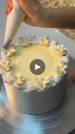 Music Trend, Couture Cakes, Popular Videos, Cake, Music, Design