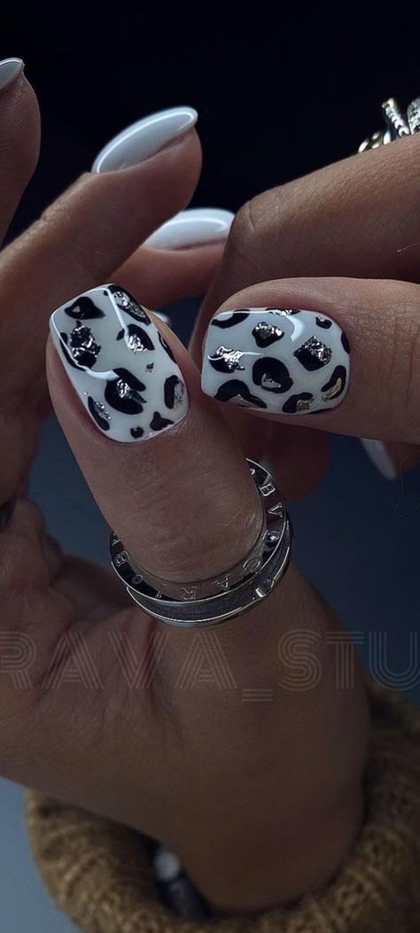 Cow Print Nails With Glitter, Jelly Roll Concert Nails, Black Nails With Leopard Design, Manicure 2024 Trends, Minimal Nail Ideas, Nail Designs Leopard, White Leopard Nails, Girly Nail Designs, Biker Nails