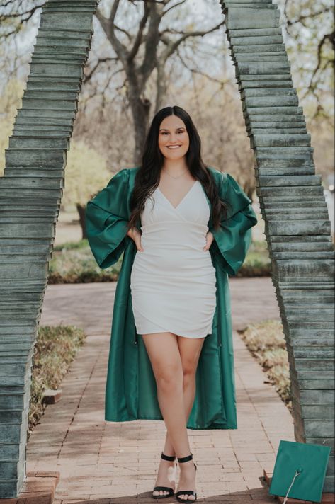 Unt Graduation Pictures, College Grad Pictures, High School Graduation Pictures, College Grad Photos, Grad Poses, Graduation Pic, College Pictures, College Graduation Pictures Poses, College Graduation Photoshoot