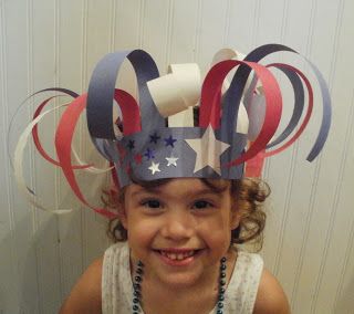 4th of July Hat- Great display of stars and stripes Preschool Hat, Patriotic Hats, 4th July Crafts, Crazy Hats, Patriotic Crafts, Daycare Crafts, Patriotic Holidays, July Crafts, Camping Crafts