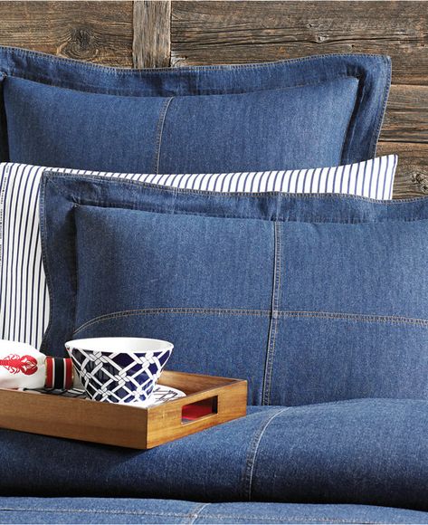 Denim pillows. Such a nice look for a den or living room. #af Denim Comforter, Artisanats Denim, Denim Pillow, Tommy Hilfiger Fashion, Denim Crafts Diy, Sham Bedding, Denim Decor, Cushion Cover Designs, Denim Ideas