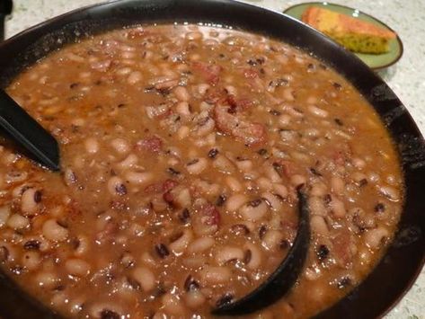 Cajun Blackeyed Peas #Holidays #cajun #black-eyed-peas #good-luck #New Year #Black Eyed Pea #justapinchrecipes Black Eyed Peas Recipe Crock Pot, Blackeyed Pea Recipes, Blackeyed Peas, Black Eyed Peas Recipe, Southern Cooking Recipes, Black Eyed Pea, Peas Recipe, Cajun Dishes, Cajun Creole Recipes