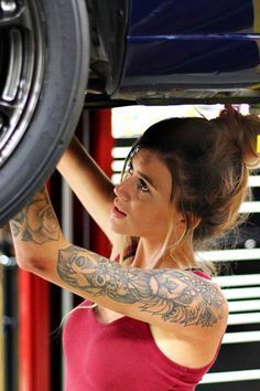 Mechanic Photoshoot Female, Female Mechanic Aesthetic, Car Girl Aesthetic, Race Car Girls, Girl Mechanic, Mechanic Girl, Female Mechanic, Mechanics Aesthetic, Female Race Car Driver