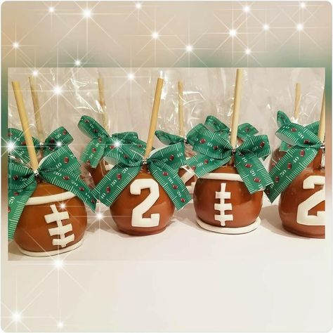 Party Favors Football Theme, Football Theme Candy Apples, Football Themed Treats, Football Theme Desserts, Football Treats For Players, Flag Football Party, Football Party Treats, Football Candy, Football Treats