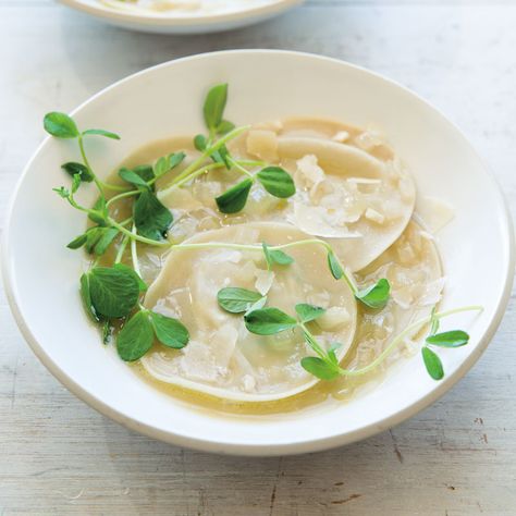 Artichoke Ravioli Bake, Ravioli With Peas, Ravioli In Lemon Parmesan Butter, Artichoke Lemon Aoli, Michael Symon Lemon Ricotta Ravioli, Spring Dishes, Ravioli Recipe, Artichoke Recipes, Healthy Dishes