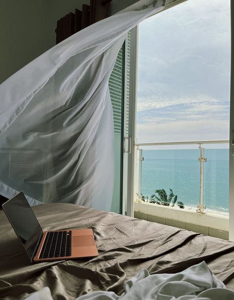 Ocean Lifestyle Aesthetic, Ocean Vision Board, Working Remotely Aesthetic, Apartment Ocean View, Macbook Air Wallpaper Aesthetic, Working At The Beach, Working On The Beach, Work With A View, Remote Work Aesthetic