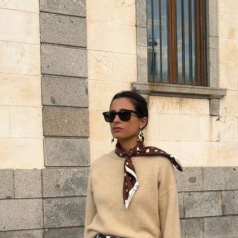 María Valdés on Instagram: "Los jeans y el trench perfectos! @sezane #sezanelovers *ad" Maria Valdes, Mood Boards, Winter Outfits, On Instagram, Instagram