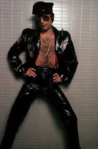 Freddie the biker 1979 Mercury Black, Freddy Mercury, Sweet Lover, Queen Photos, Roger Taylor, Queen Pictures, Queen Freddie Mercury, John Deacon, Somebody To Love