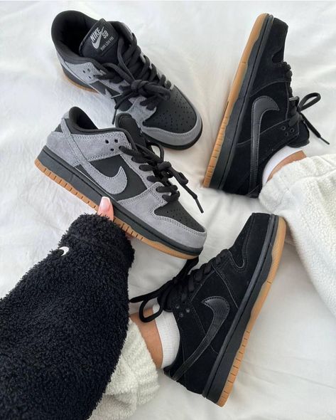 🖤Nike - perfect for every season, style, and shade, these pairs are truly versatile! 🩶Pick out your favorite Dunk Low SB at Ibuysneakers.com now. Street Style Outfits Casual, Pretty Shoes Sneakers, Kicks Shoes, All Nike Shoes, Shoes Outfit Fashion, Vans Style, Sb Dunk Low, Girly Shoes, Sb Dunk