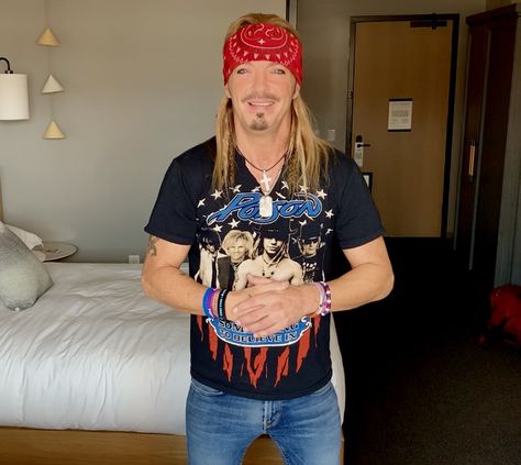 Bret Michaels Selfie, Bret Michaels Daughters, Bret Michaels Band, Bret Michaels Poison, Bret Michaels, Live Picture, Steven Tyler, Christmas Sweaters, Band