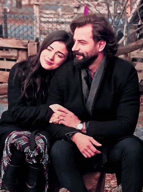 Turkish drama's Promise Turkish Drama, The Promise Turkish Drama, Most Romantic Hollywood Movies, Couple Dps, Best Couple Pictures, Turkish Dramas, Romantic Couple Poses, Turkish Drama, Bedrooms Ideas