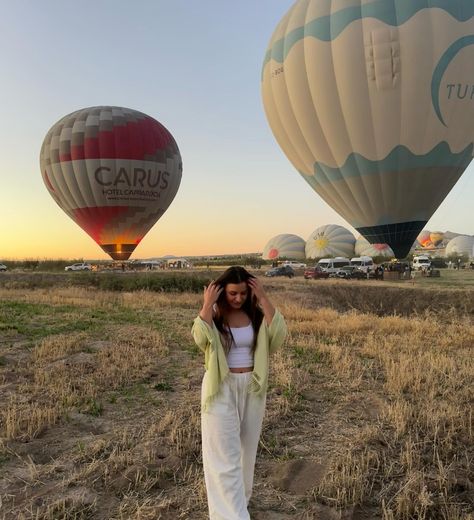 Memories that will last a life time 🇹🇷 Air Balloon Outfit, Hot Air Balloon Outfit, Balloon Outfit, Life Time, Hot Air Balloon, Air Balloon, Hot Air, Balloons, Quick Saves