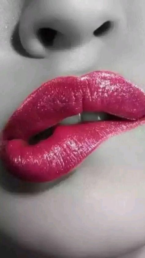 Nice Lips, Lip Gloss Colors, Kissable Lips, Best Lipsticks, Juicy Lips, Health Smoothies, Hot Lips, Foto Poses, Pink Lipstick