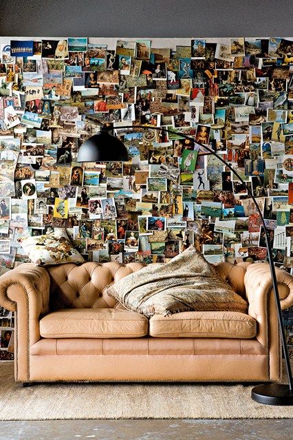 Why not create a postcard wall in your living room? (houseandgarden.co.uk) Postcard Wall, Studio Spaces, Wall Displays, Pin Boards, Diy Wand, Holy Moly, Photo Display, Soho House, Wall Finishes