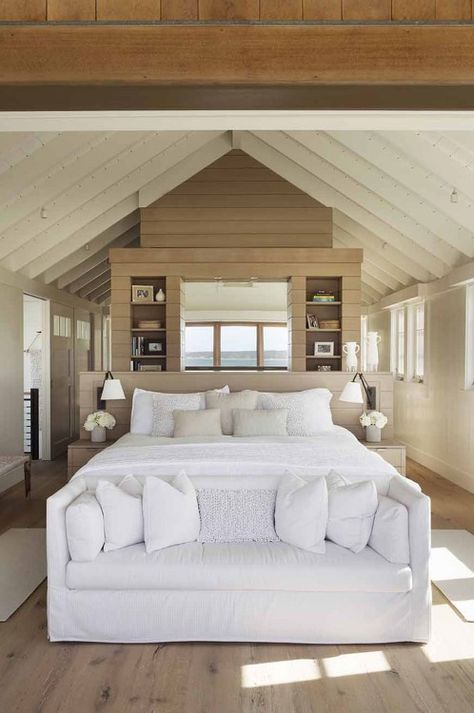 Beach Barn Long Narrow Bedroom, Marthas Vineyard Interior Design, Martha Vineyard, Narrow Bedroom, Rectangular Living Rooms, New England Homes, Farmhouse Interior, Martha's Vineyard, Bedroom Layouts