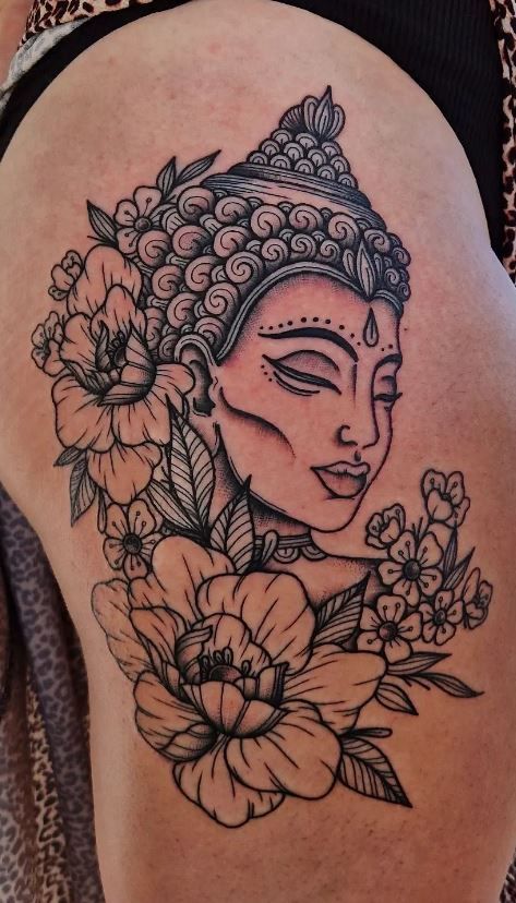 Buddha And Ganesha Tattoo, Female Buddha Tattoo, Buddism Tattoo Ideas, Hip Thigh Tattoos Unique, Buddha Tattoo Meaning, Tattoos Buddha, Lucy Tattoo, Frida Tattoo, Buddha Tattoo Ideas