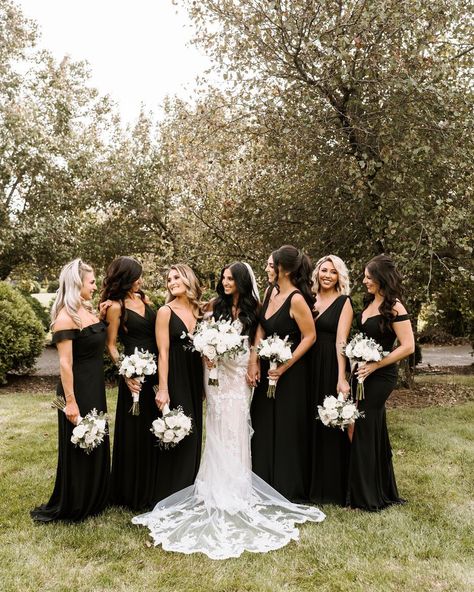 Melissa | NJ + PA Photographer on Instagram: “still obsessing over this wedding day 🤍 bridesmaid goals 🤩👏🏻 . . #njwedding #njweddingphotographer #bridesmaiddresses…” Hay Wedding, Bridesmaid Poses, Black Bridesmaid, Wedding Invitation Inspiration, Wedding Pic, Wedding Plan, Wedding 2024, 2024 Wedding, Black Bridesmaid Dresses