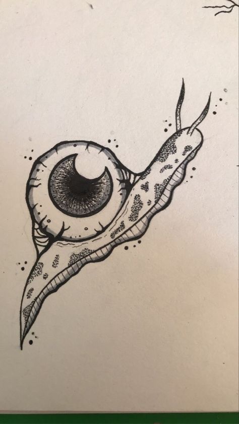 Drawing Ideas Creatures, Weird Eye Tattoo, Unique Gothic Tattoos, Page Doodle Ideas, Weird Art Sketches Easy, Drawings Of Spiders, Spicey Drawings, Eyeball Butterfly, Eyeball Drawings