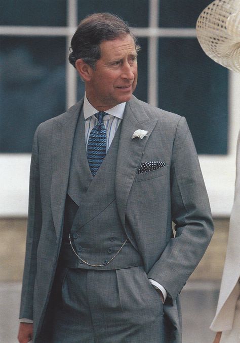 Ever the perfect advertisment for morning dress, Prince Charles cuts a dash here in a handsome three piece grey sharkskin morning suit - the option to have a suit cut throughout in the same cloth is unusual for morning dress - but extremely elegant. Savile Row Tailoring, Morning Suit, Morning Coat, Prinz Charles, Charles And Camilla, Prince Charles And Camilla, Morning Suits, Morning Dress, Vintage Mens Fashion