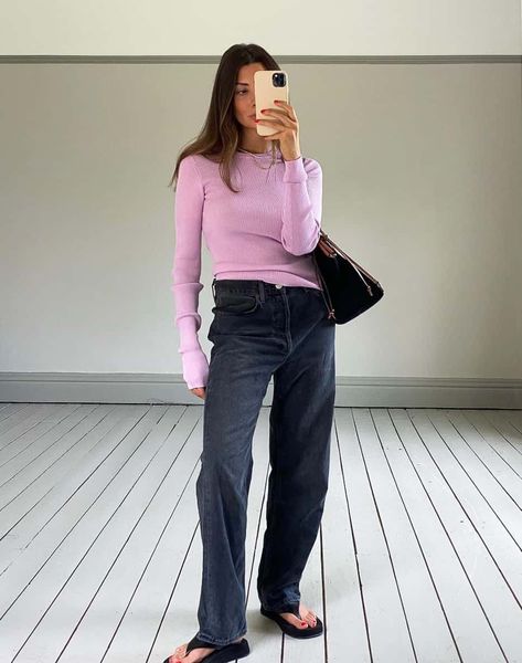 Baby Pink Sweater Outfit, Marianne Smythsisters, Hot Pink Sweater Outfit, Pink Sweater Outfit, Sweater Outfit Ideas, Baby Pink Sweater, Hot Pink Sweater, Sweater Outfit, 가을 패션