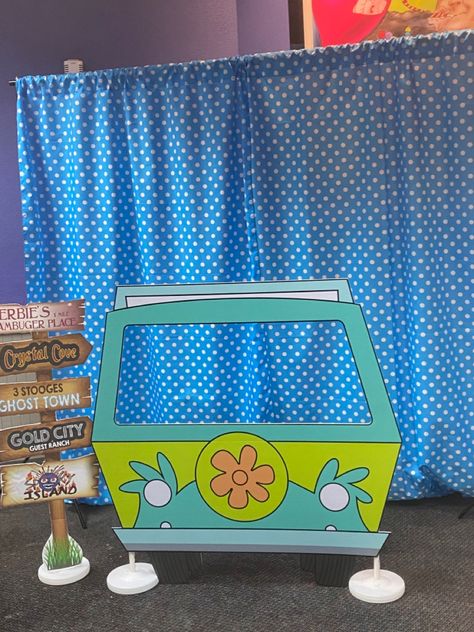 Scooby Doo Photo Booth, Scooby Doo Homecoming Float, Scooby Doo Cardboard Cutout, Scooby Doo Classroom Decorations, Scooby Doo Hallway Decorations, Scooby Doo Backdrop, Cartoon Themed Party, Scooby Doo Party Decorations Diy, Scooby Doo Birthday Party Decorations