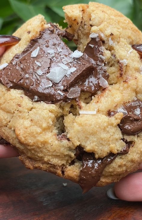 Salted Chocolate Chunk Cookies, Chocolate Chunk Cookie Recipe, Salted Chocolate, Chocolate Chunk, Chocolate Chunk Cookies, Butter Chocolate, Brownie Cookies, Decadent Chocolate, Sourdough Starter